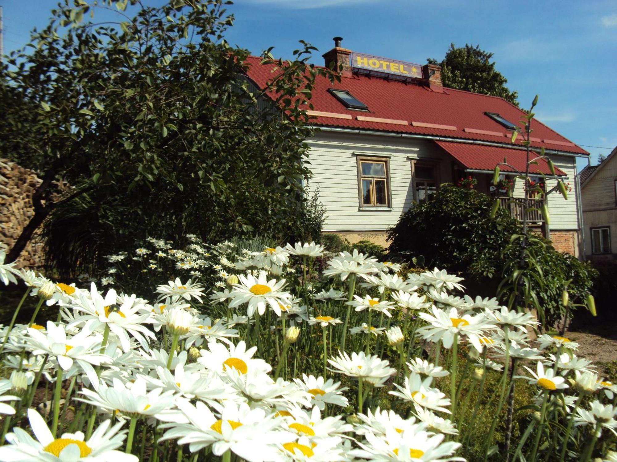 Hotel Saule Talsi Exterior foto