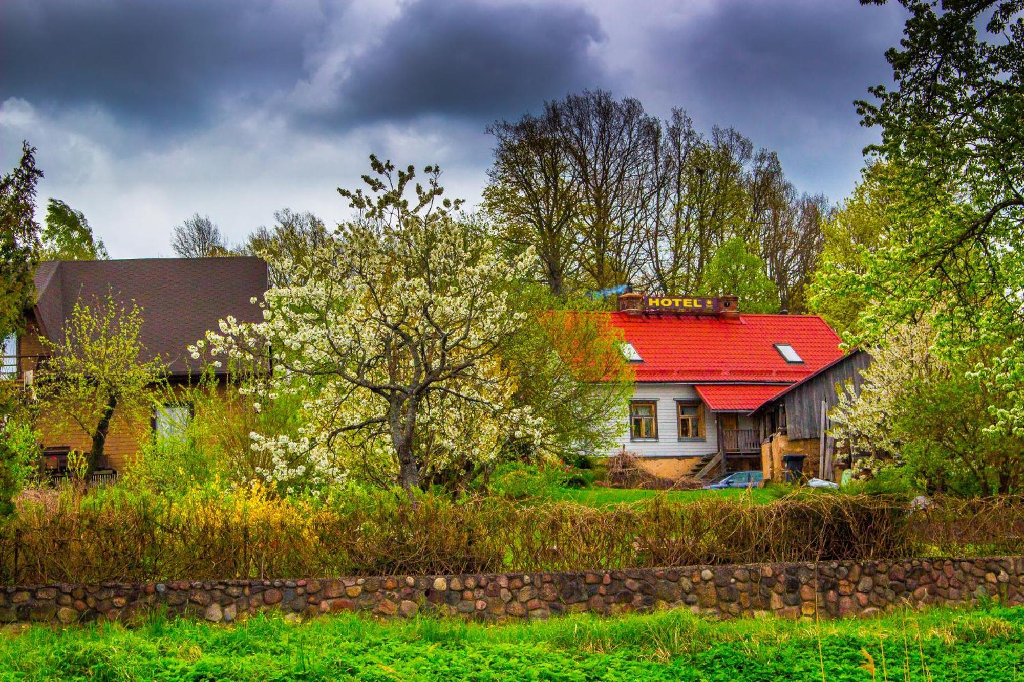 Hotel Saule Talsi Exterior foto